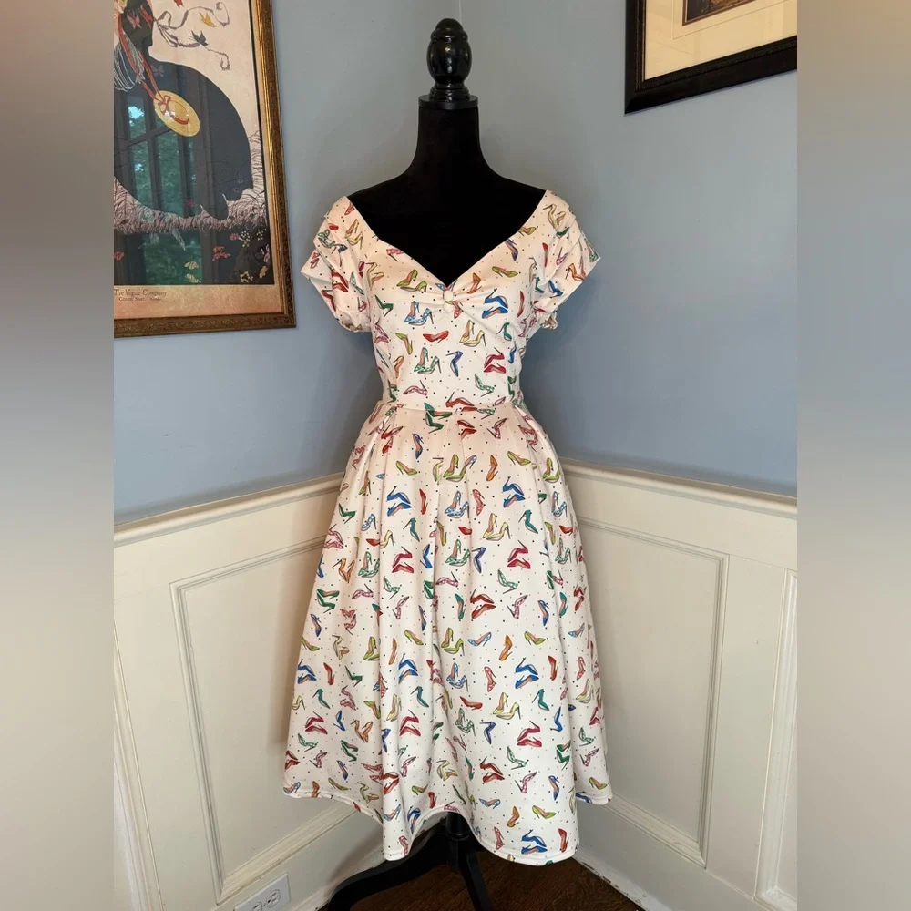 Dolly & Dotty 1950s Cream & Multicolor Heels Lily Swing Dress NWT Sz 10 - Picture 1 of 8